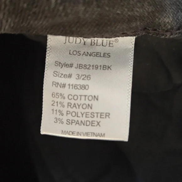 EUC Plaid Patch Skinny Jeans - Picture 7 of 7